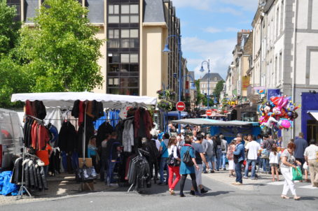 braderie des commerçants dimanche 27 août
